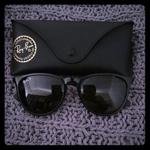 RAY BAN erika polarized Sold!